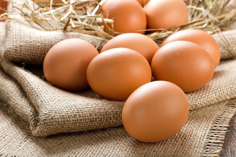 Trứng cung cấp rất nhiều dưỡng chất tốt cho xương khớp
