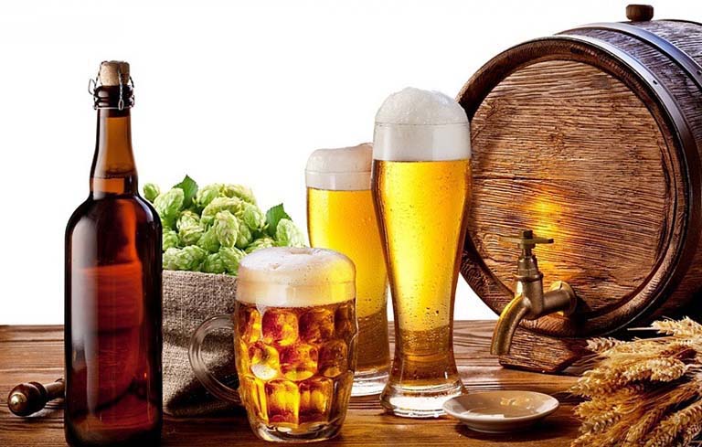 Rượu bia gây ảnh hưởng xấu cho các bệnh xương khớp