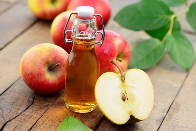 Giấm táo giúp khử trùng đường ruột, cải thiện tình trạng khó tiêu cho người bệnh